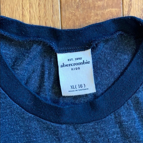 Abercrombie Kids Tee XL-16 - Picture 2 of 3